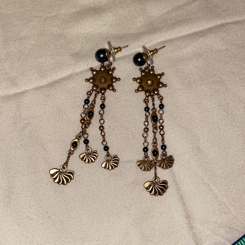 Ann Taylor Dangle Earrings